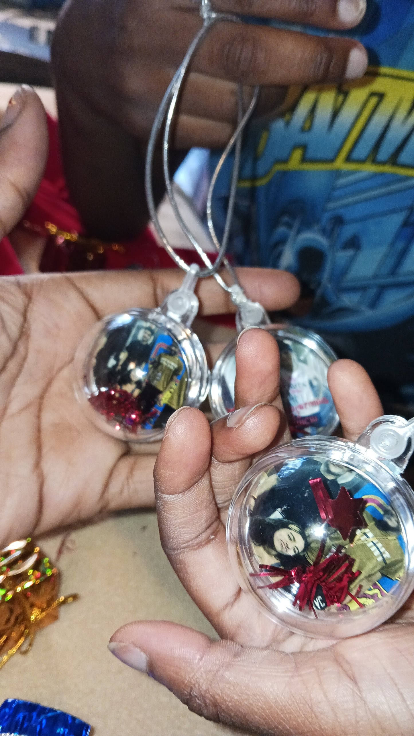 3-D Double-Sided Picture Ornament Bulbs-Personalization, String, and Holiday Decor included!